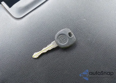 2010 Chevrolet Silverado 1500 Lt from USA, damaged, VIN 1GCSKSE36AZ225313